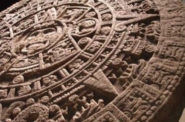 13 жовтня 2009, 12:02 Переглядів:   За стародавнім календарем майя, який рахує епохи приблизно 394-річними періодами, відомими як бактуни, закінчення 13-го бактуна припадає на 21 грудня 2012 року