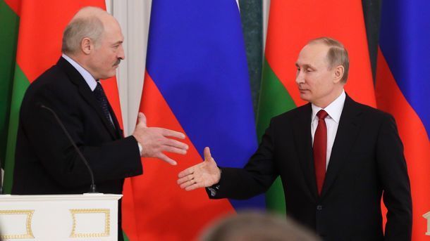 25 жовтня 2017, 11:04 Переглядів:   Президент Білорусі Олександр Лукашенко і президент РФ Володимир Путін