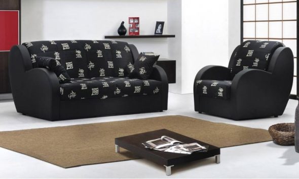 Основа дивана складається з трьох частин - двох елементів спинки і сидіння